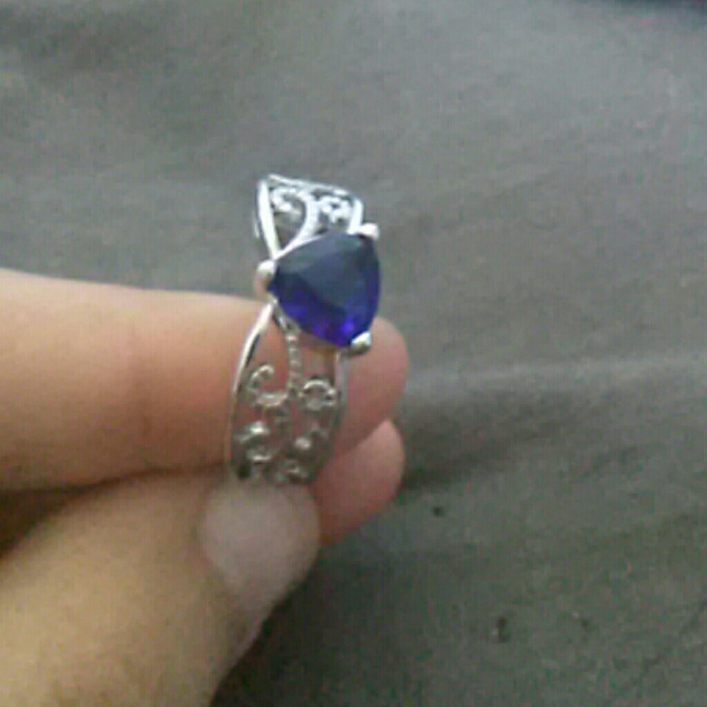 Ring - Picture 2 of 2